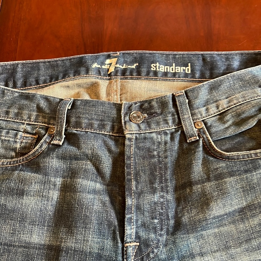 Seven for all Mankind 33x32 mens jeans.